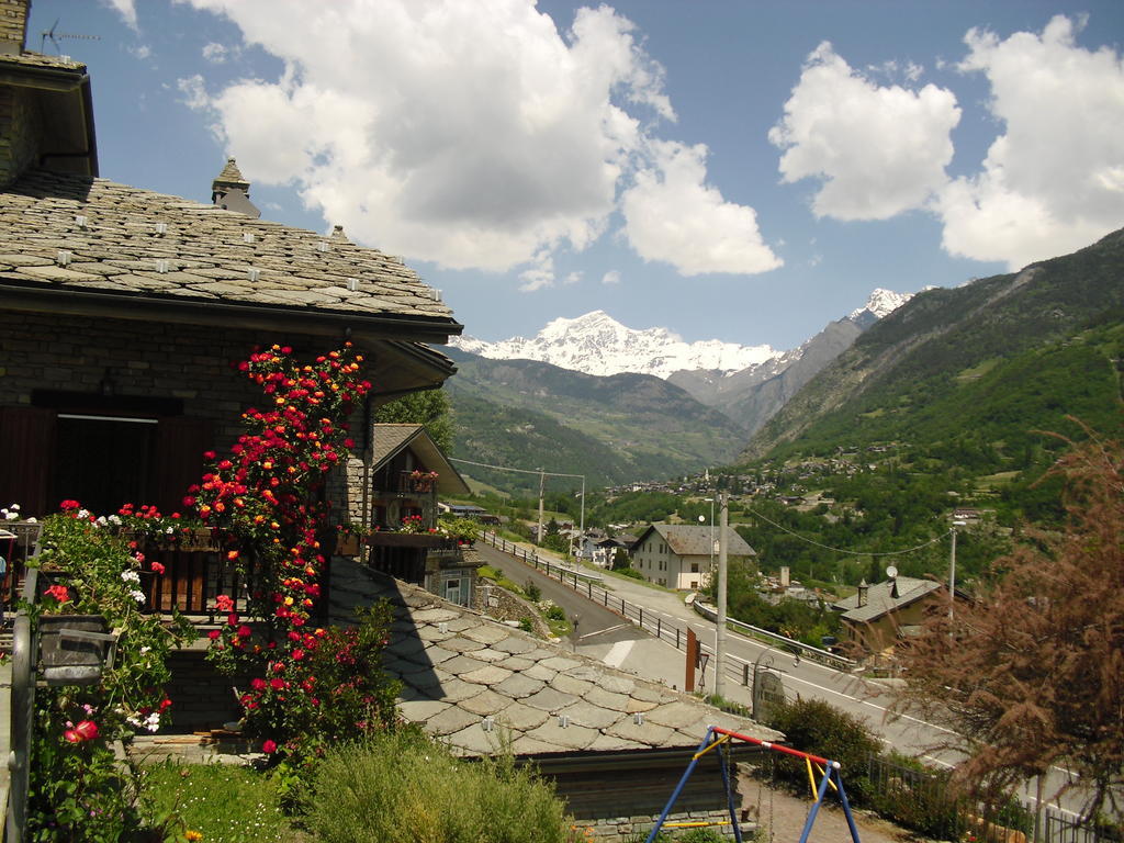 B&B Les Fleurs Gignod Exteriér fotografie