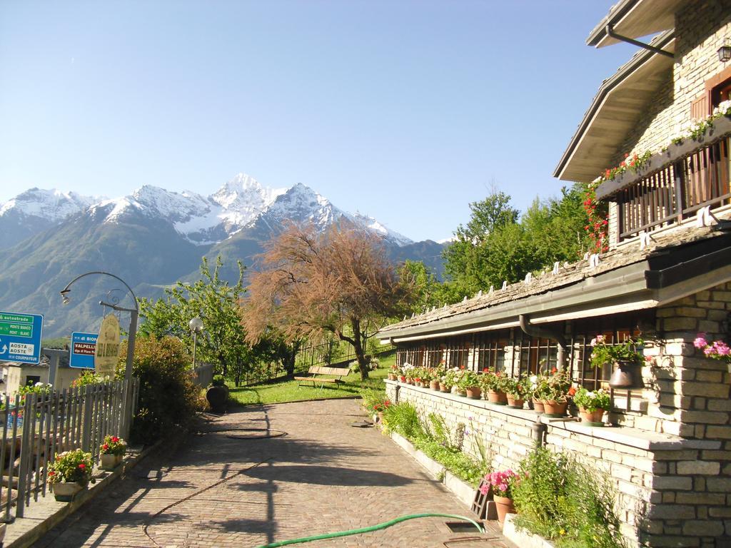 B&B Les Fleurs Gignod Exteriér fotografie